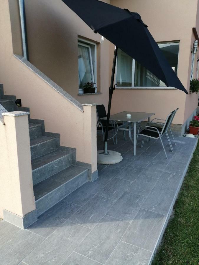 Apartman Vidovic Apartment Korenica Bagian luar foto